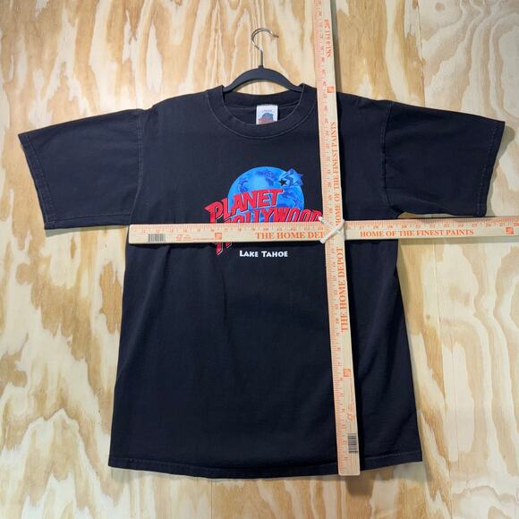 Vintage Y2K planet Hollywood Lake Tahoe essential 90s tshirt - Picture 4 of 4